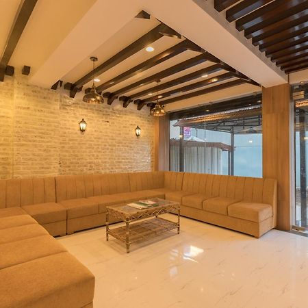 Oyo 729 Hotel Era Balaju Экстерьер фото