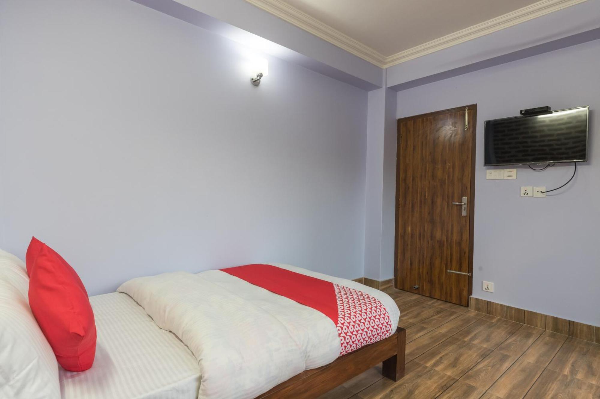 Oyo 729 Hotel Era Balaju Экстерьер фото
